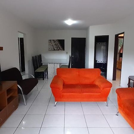 Apartamento Espacoso Com Estacionamento Incluido フォス・ド・イグアス エクステリア 写真